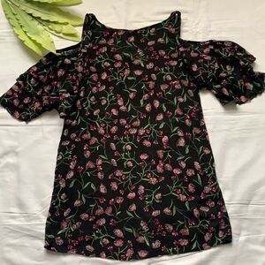 𝅺🍀ZARA Floral Cut Out Shoulder Dress🍀